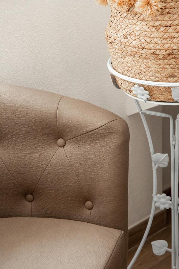 Suite Delle Rose กาญารี ภายนอก รูปภาพ